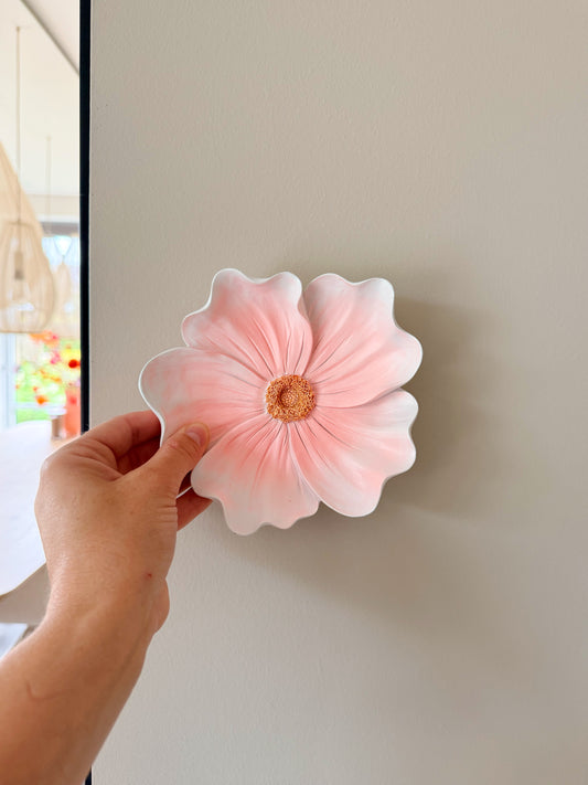 wandbord - bloem helia beige
