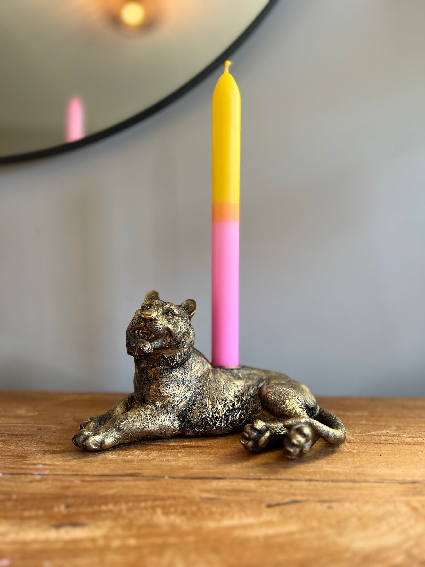 Goudkleurige tijger kandelaar / kaarsenhouder bij StyleByClariss.