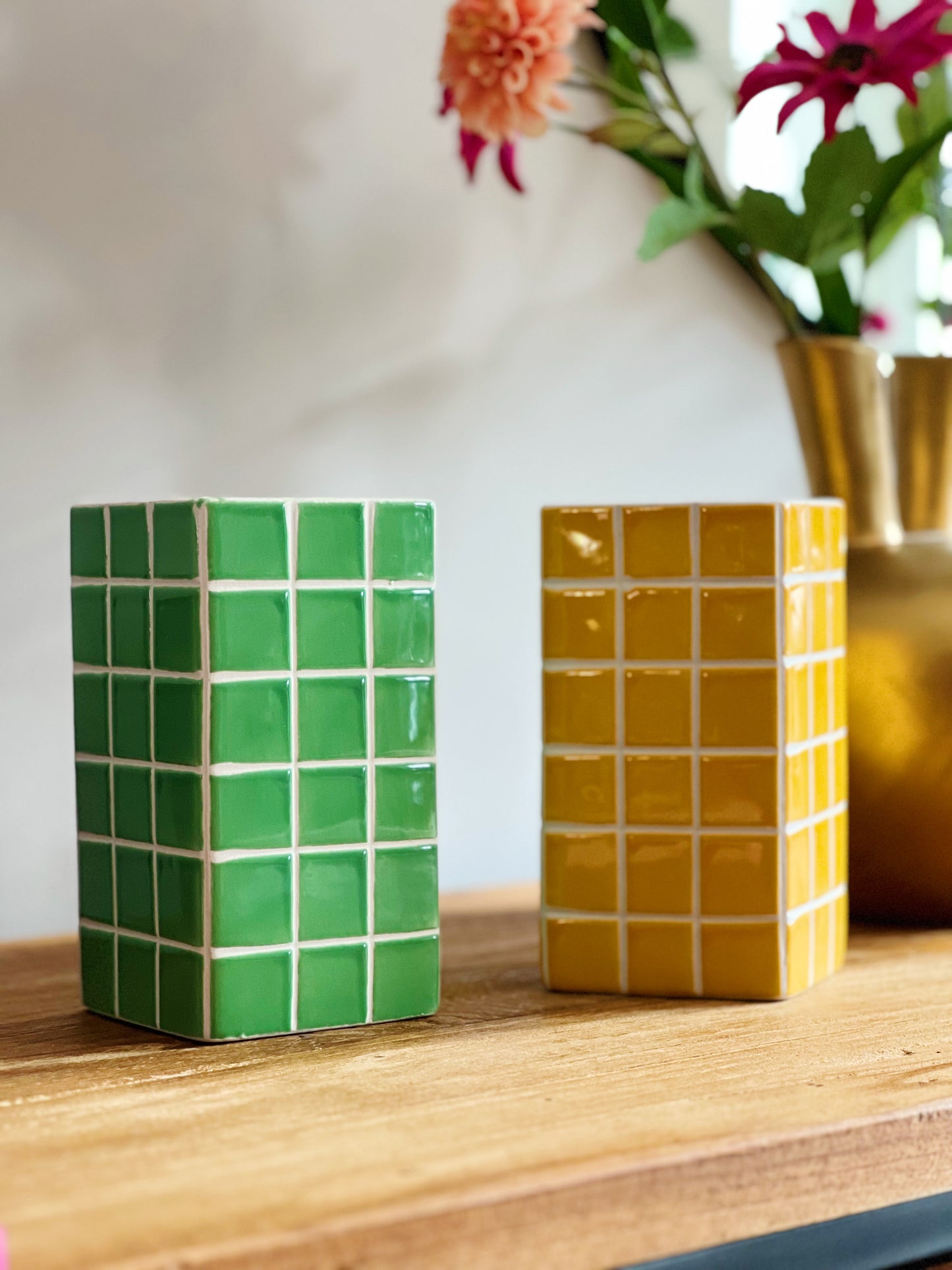 gekleurde vaas tegelvaas bij StyleByClariss