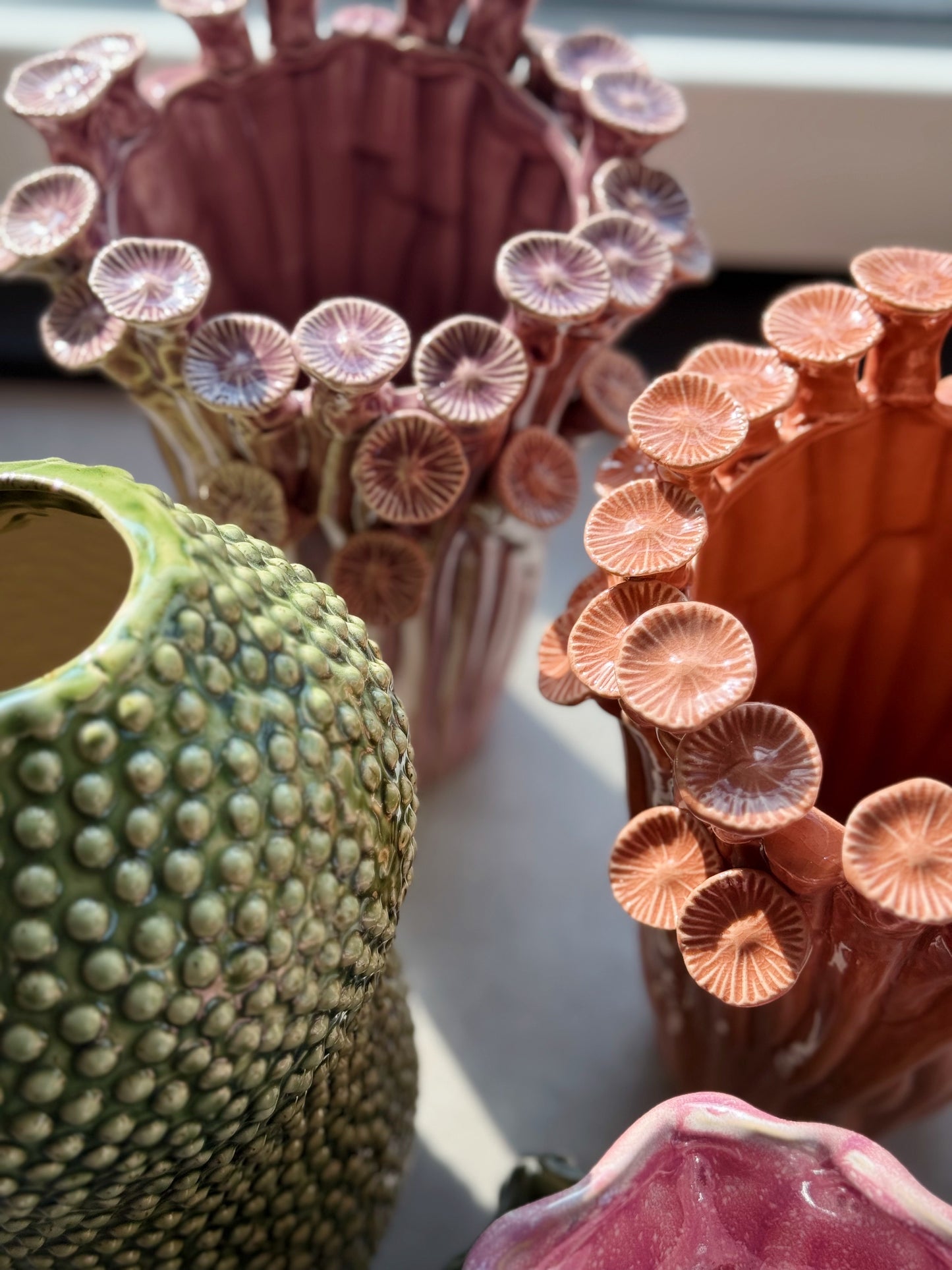 gekleurde woonaccessoires