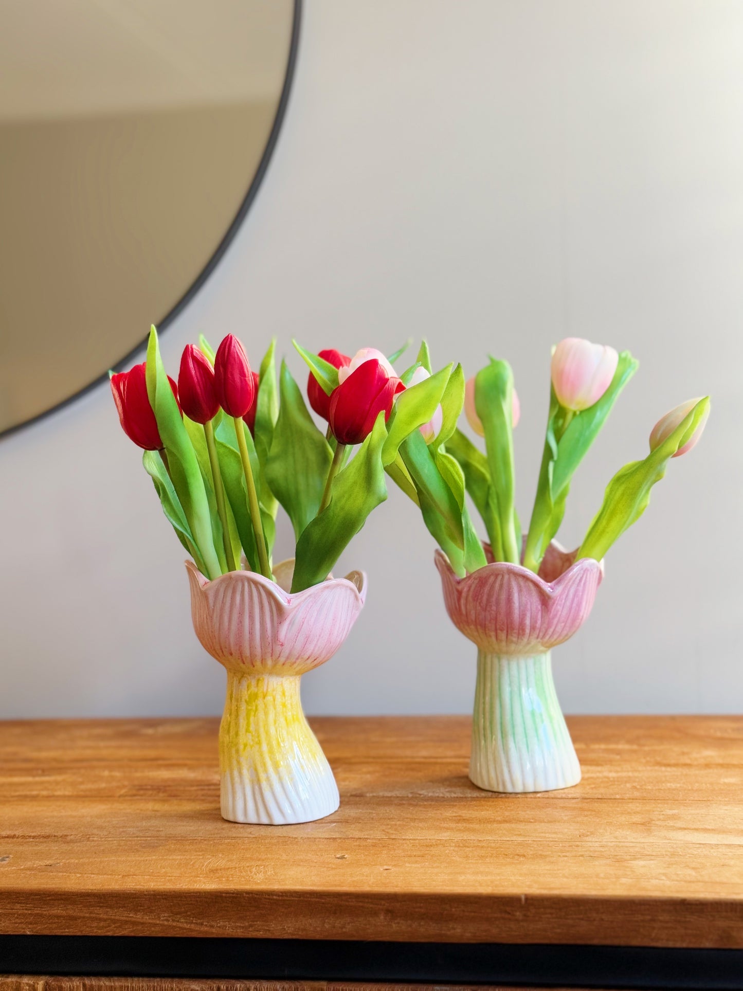 kleurrijke tulpen vaas bij Stylebyclariss