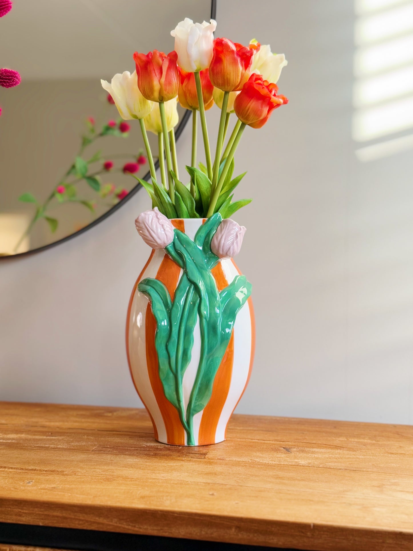 oranje vaas bij Stylebyclariss