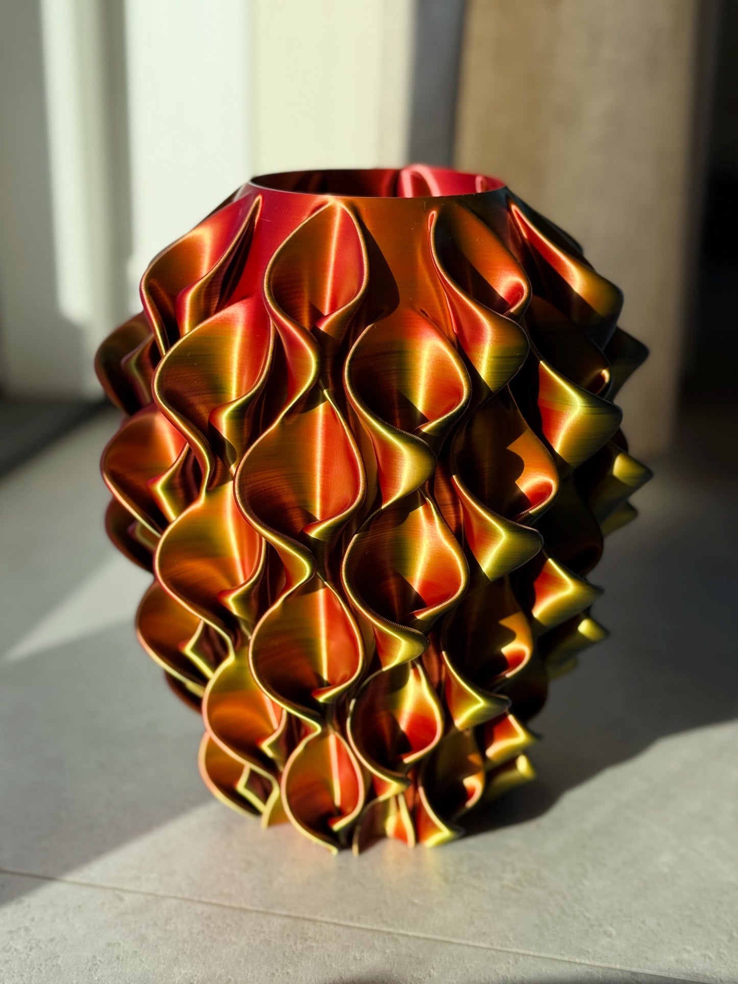 Rood zwart gouden vaas - Nova