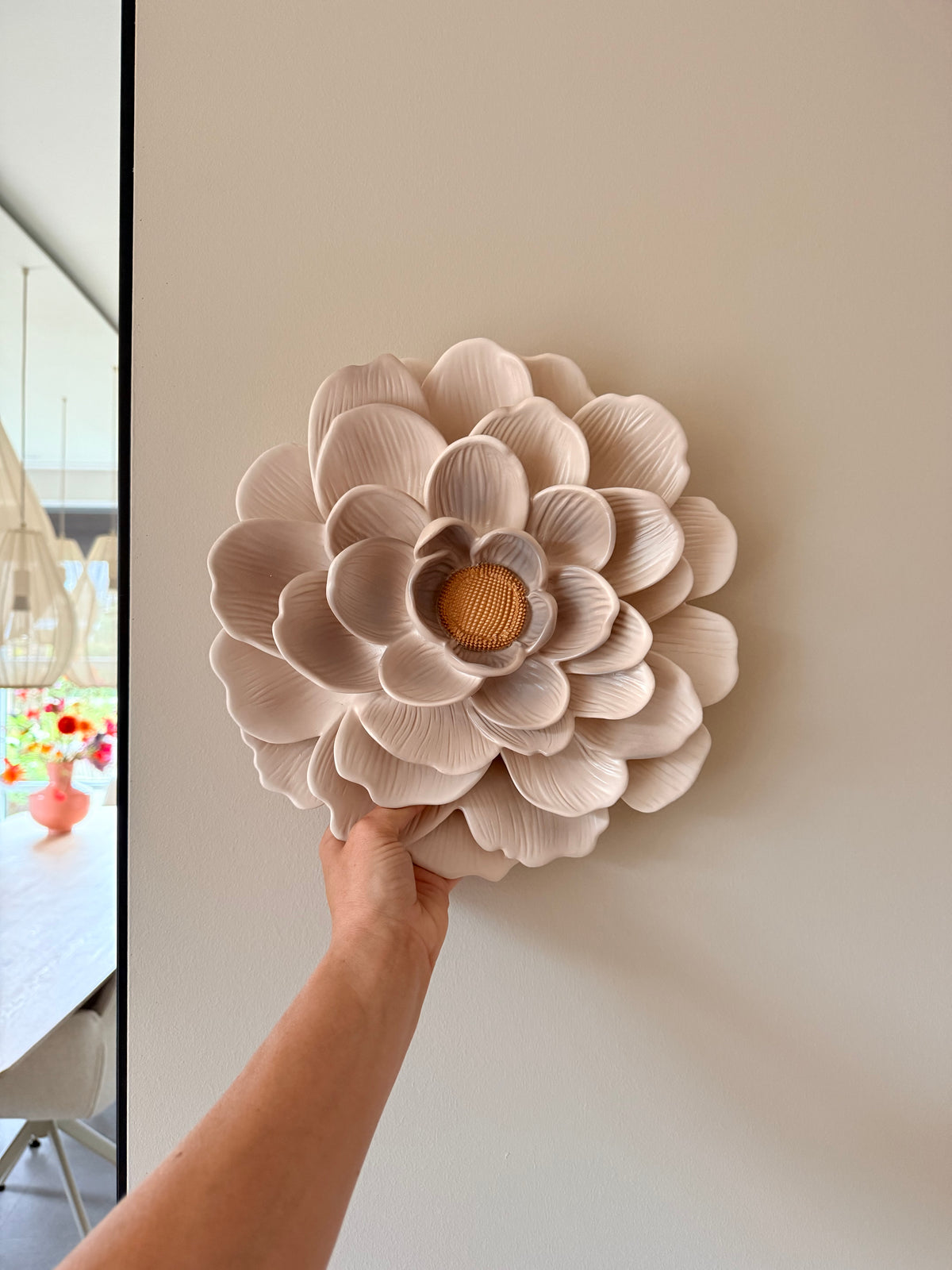 Wandbord - beige muurbloem Limited Edition