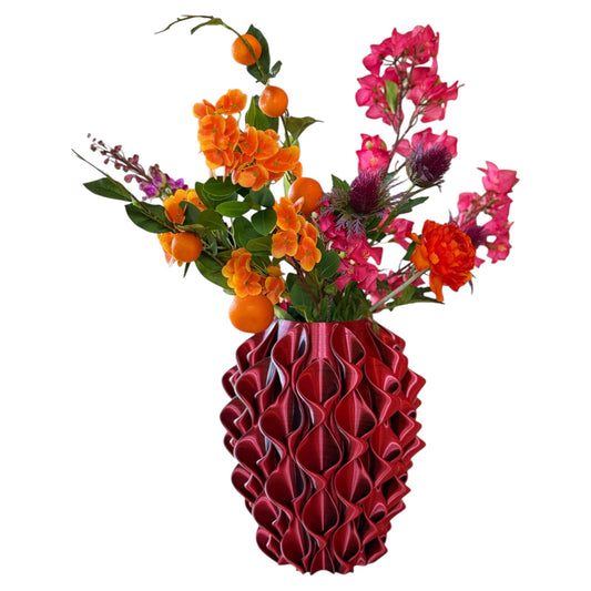 Zijden bloemen boeket in vaas als kleurrijke woondecoratie