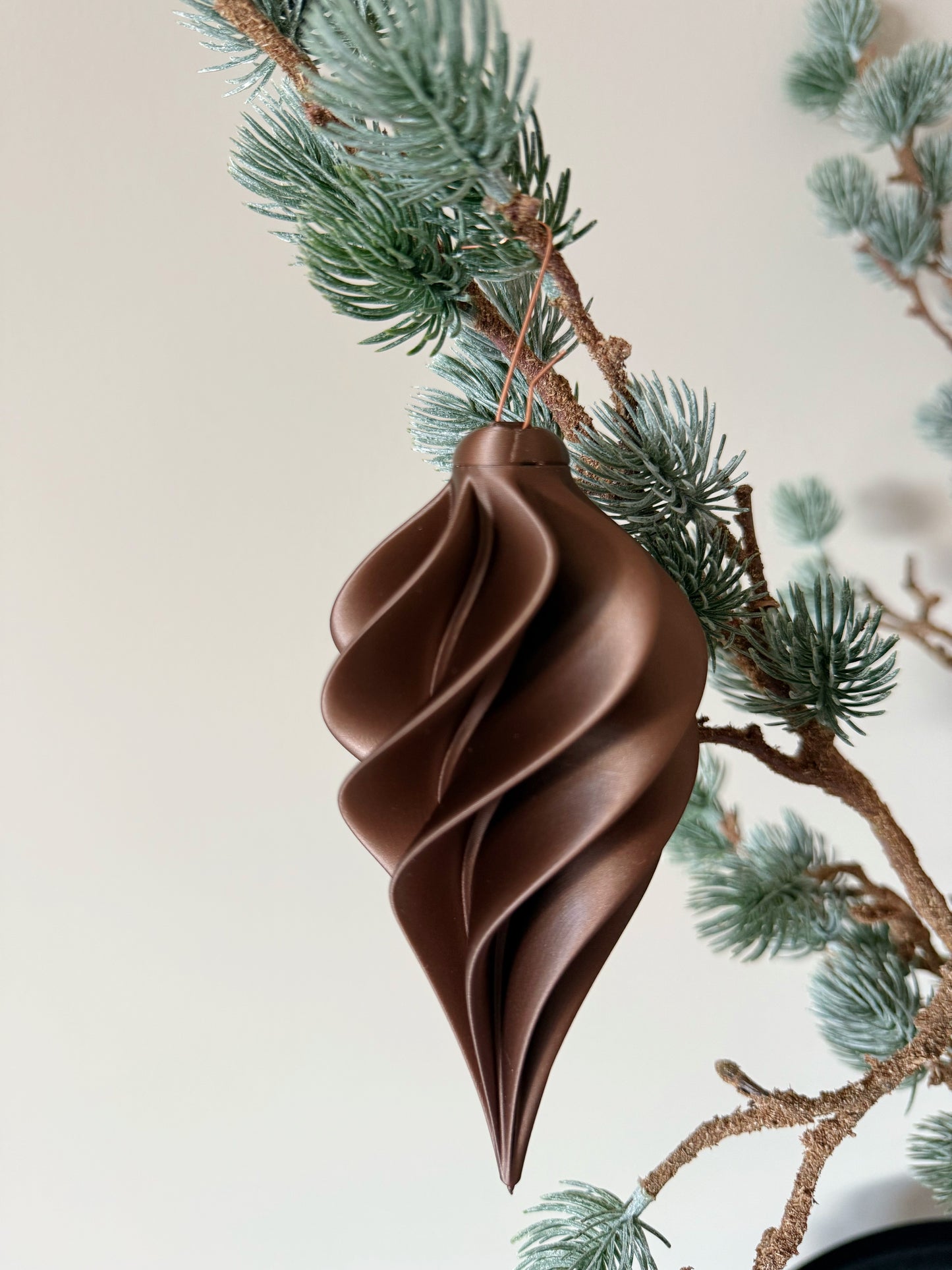 bijzondere kerstballen bruin