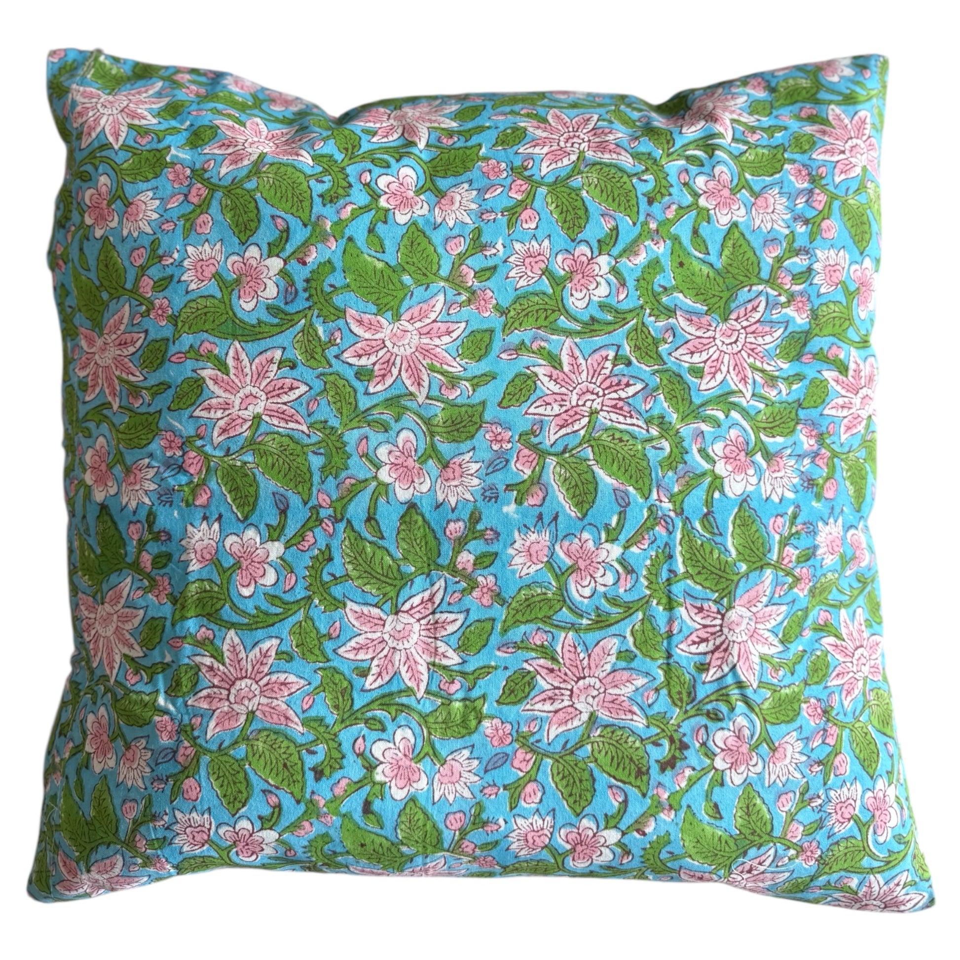 blauw sierkussen bij Stylebyclariss