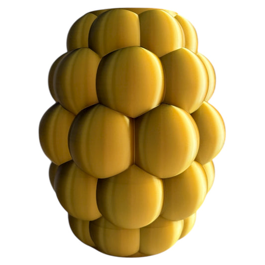 gouden vaas met kerstballen