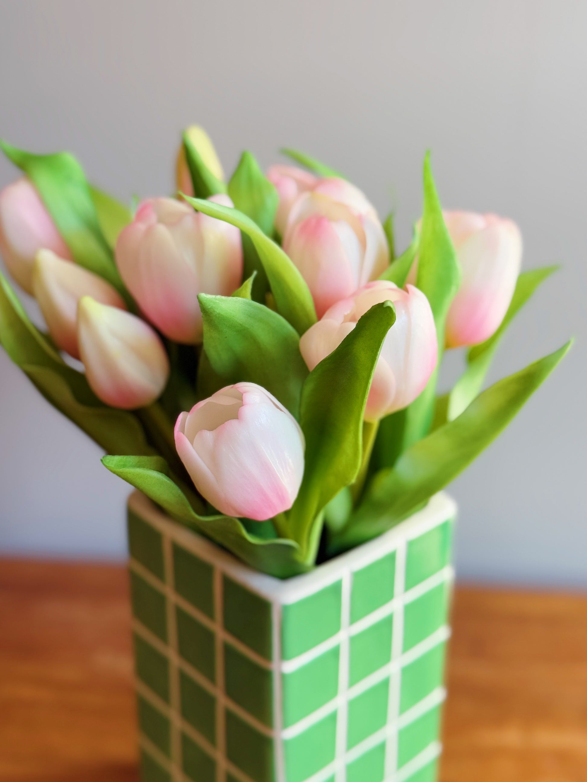 witte kunst tulpen bij Stylebyclariss